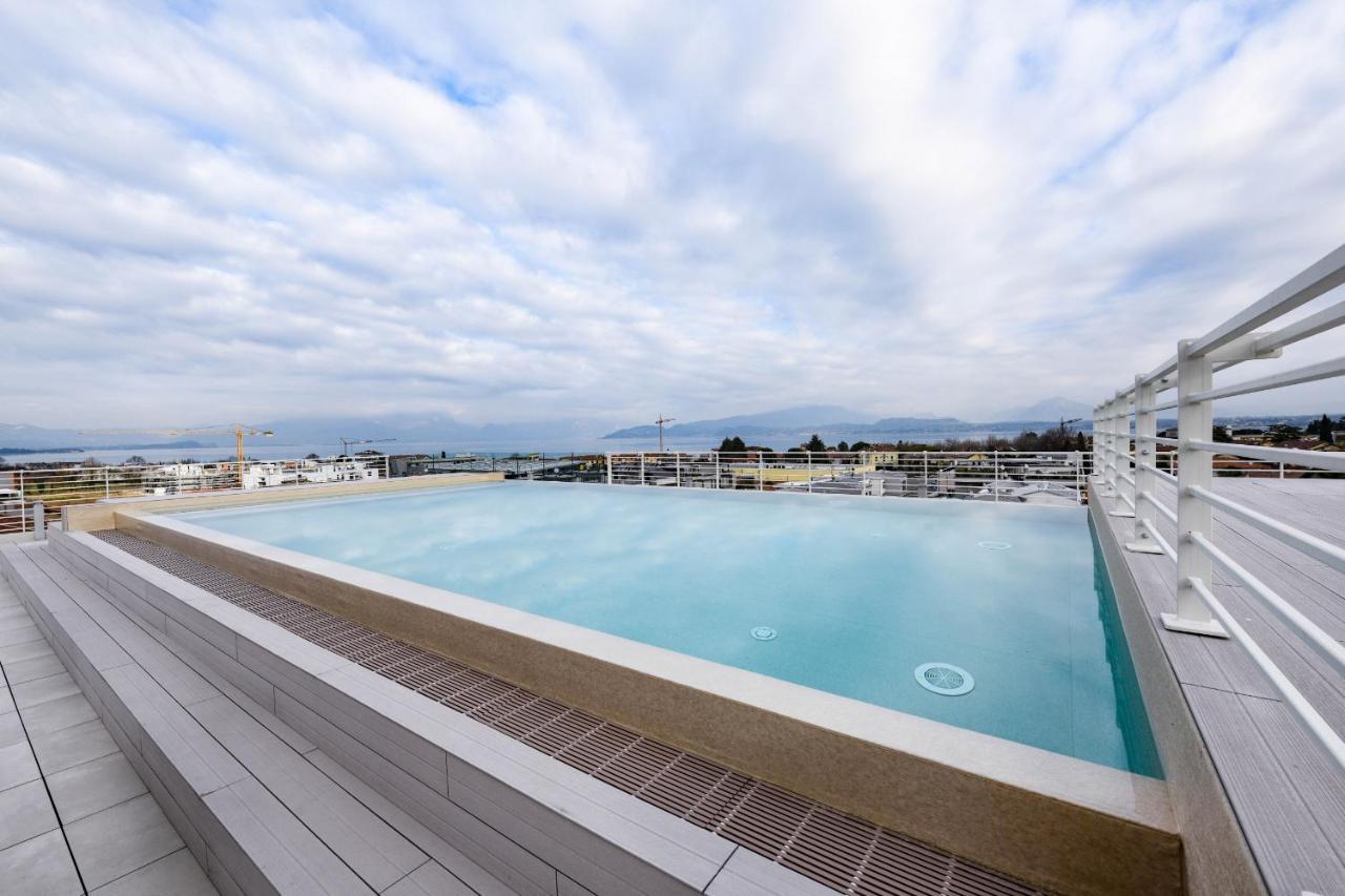 Opalia Residence - Garda Lake Lifestyle Apartment Peschiera del Garda Exterior foto
